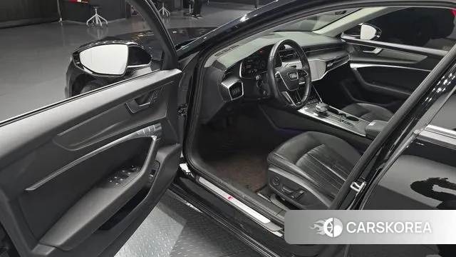 Audi A6 (C8) 2020 Черный из Кореи, фото 2