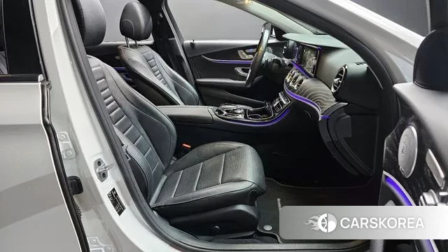 Mercedes-Benz E-Class W213 2020 Белый из Кореи, фото 2