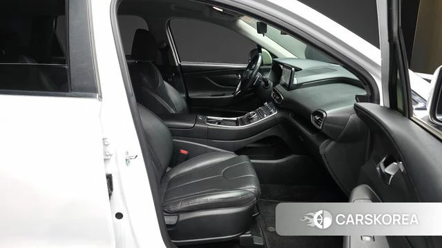 Hyundai The New Santa Fe 2022 Белый из Кореи, фото 2