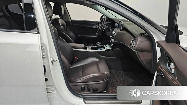 Kia Stinger 2018 Белый из Кореи, фото 2