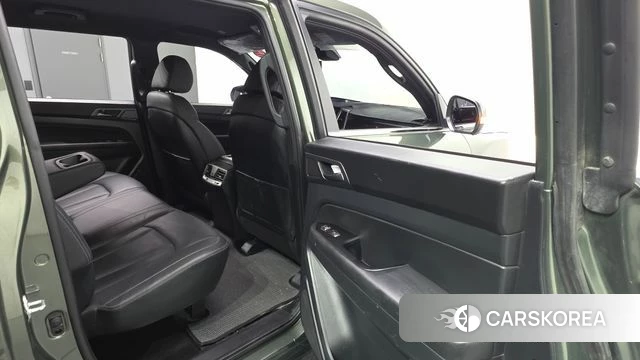 Ssangyong The New Rexton Sports Cannes 2023 Темно-зеленый из Кореи, фото 2