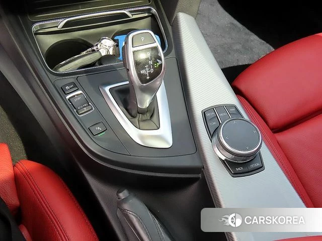 BMW 3 Series (F30) 2018 Белый из Кореи, фото 2