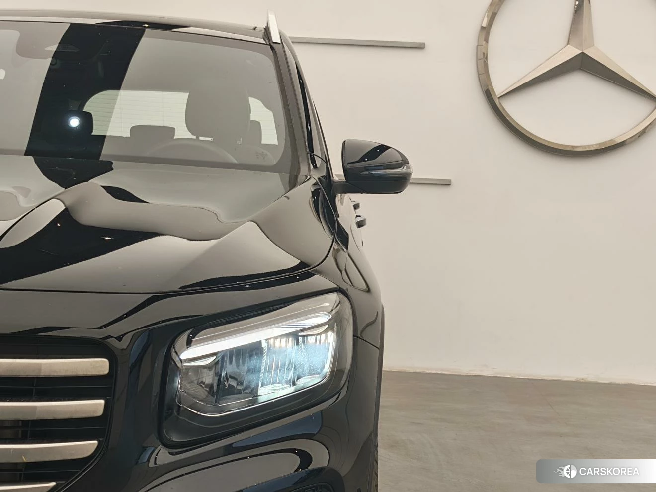 Mercedes-Benz GLB 2023 Черный из Китая, фото 2