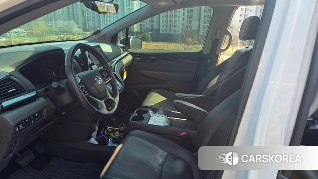 Honda Odyssey 2023 Белый из Кореи, фото 2