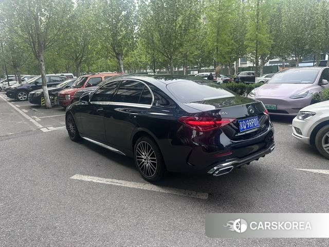 Mercedes-Benz Class C 2025 Зеленый из Китая, фото 2