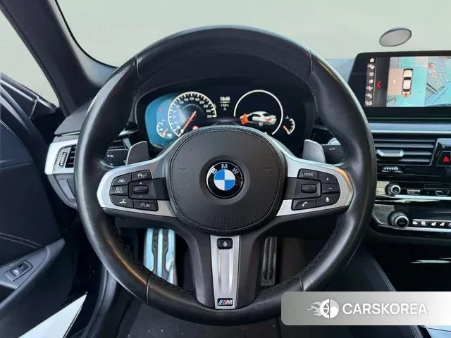 BMW 5 Series (G30) 2019 Черный из Кореи, фото 2
