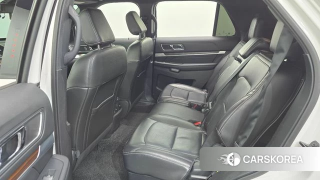 Ford Explorer 2018 Белый из Кореи, фото 2