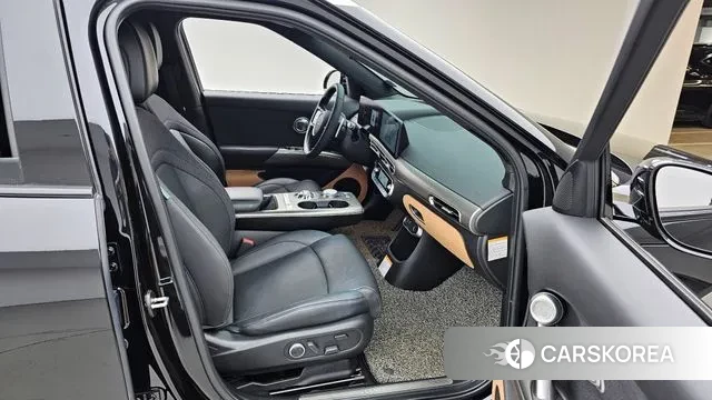 Genesis GV60 2022 Черный из Кореи, фото 2