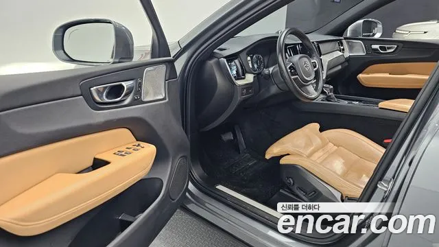 Volvo XC60 second Generation 2020 Серый из Кореи, фото 2