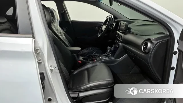 Hyundai Kona 2018 Белый из Кореи, фото 2