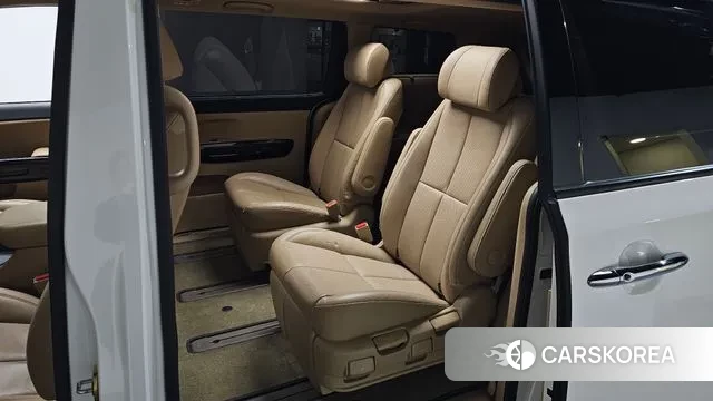 Kia The New Carnival 2018 Белый из Кореи, фото 2