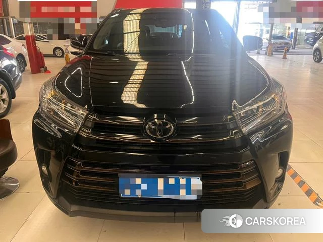 Toyota Highlander 2021 Черный из Китая, фото 2