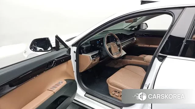 Hyundai Grandeur Hybrid (GN7) 2023 Белый из Кореи, фото 2