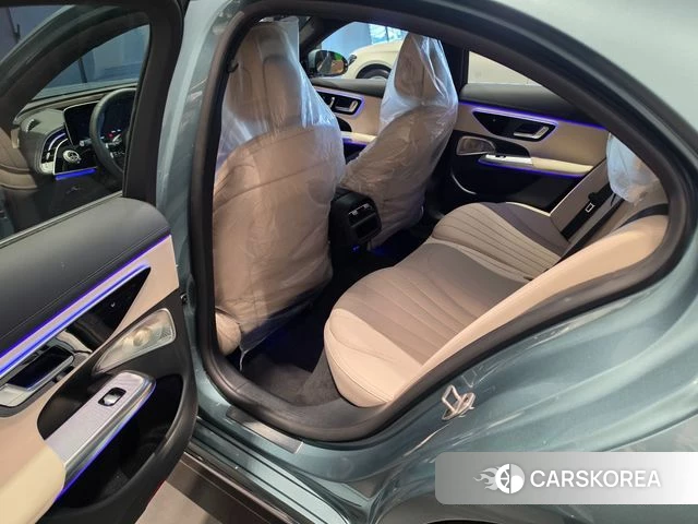 Mercedes-Benz E-Class W214 2025 Синий из Кореи, фото 2