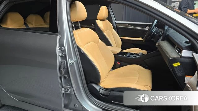 Kia K5 Hybrid 3rd Generation 2023 Серебряный из Кореи, фото 2