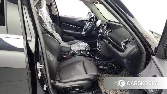 Mini Cooper Clubman 2022 Черный из Кореи, фото 2