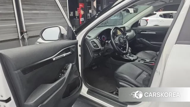 Kia Seltos 2021 Белый из Кореи, фото 2