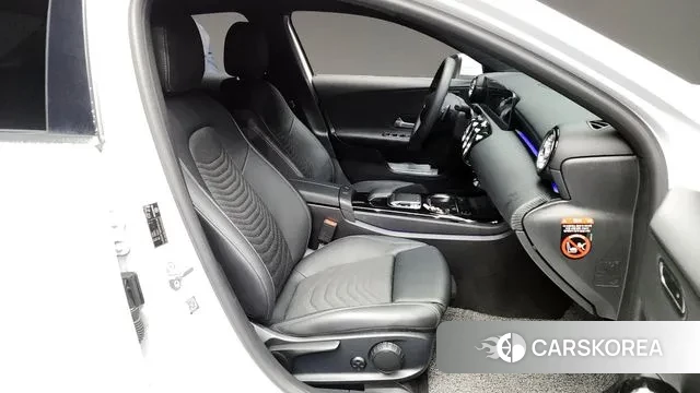 Mercedes-Benz A-Class W177 2020 Белый из Кореи, фото 2