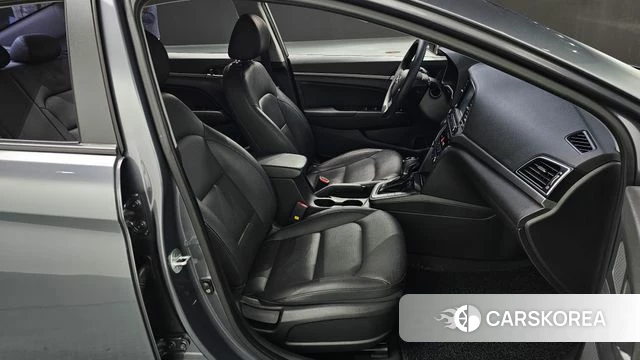 Hyundai Avante AD 2018 Серый из Кореи, фото 2