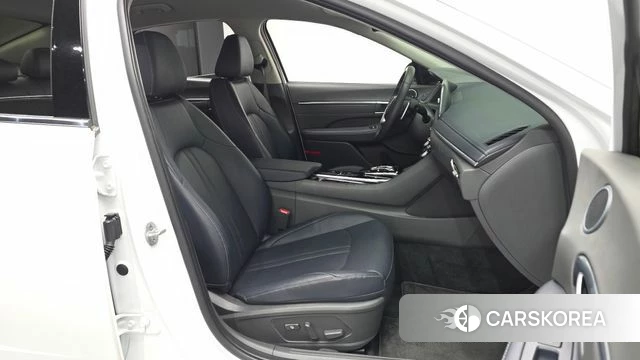 Hyundai Sonata (DN8) 2022 Белый из Кореи, фото 2