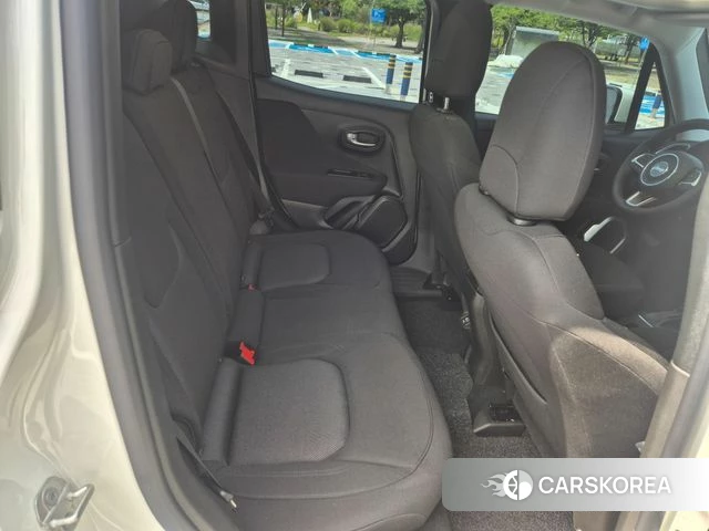 Jeep Renegade 2021 Белый из Кореи, фото 2