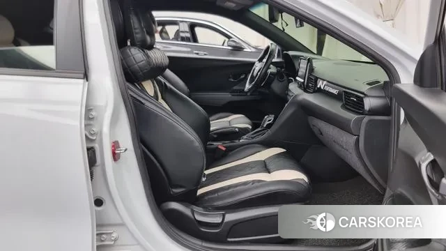 Hyundai Veloster (JS) 2019 Белый из Кореи, фото 2