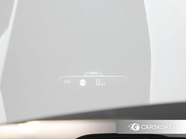 BMW 5 Series (G60) 2024 Белый из Кореи, фото 2