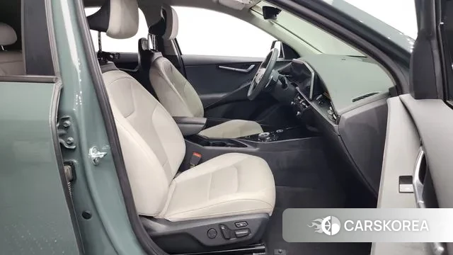 Kia Di Ol Nu Niro 2022 Цвет галактики из Кореи, фото 2