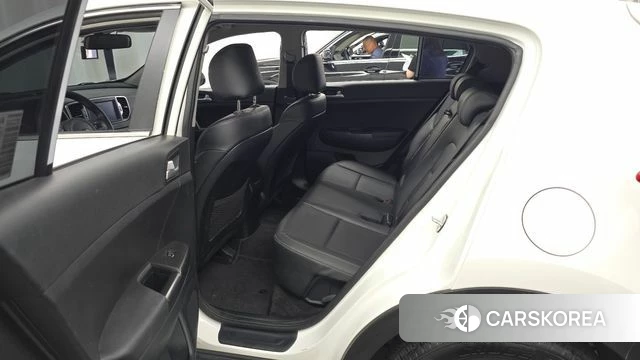 Kia Sportage 4th Generation 2018 Белый из Кореи, фото 2