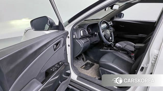 Ssangyong The New Tivoli 2023 Белый из Кореи, фото 2