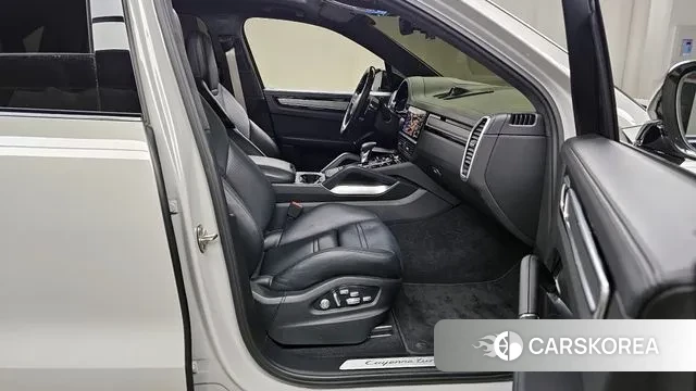 Porsche Cayenne (PO536) 2020 Серебристо-серый из Кореи, фото 2