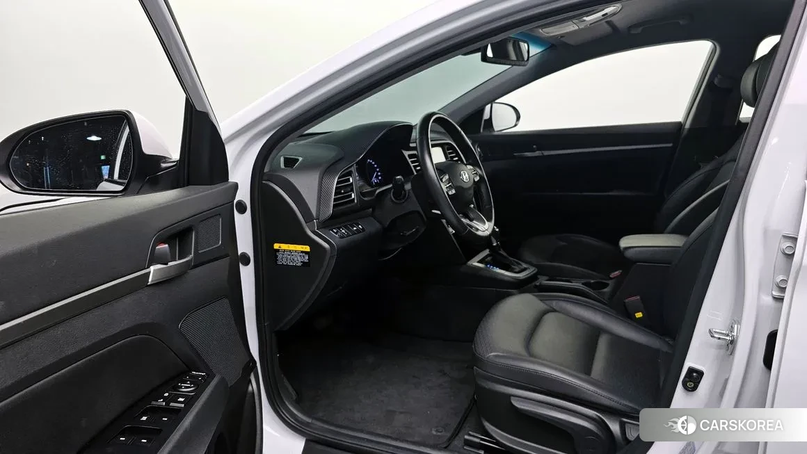 Hyundai The New Avante AD 2019 Белый из Кореи, фото 2