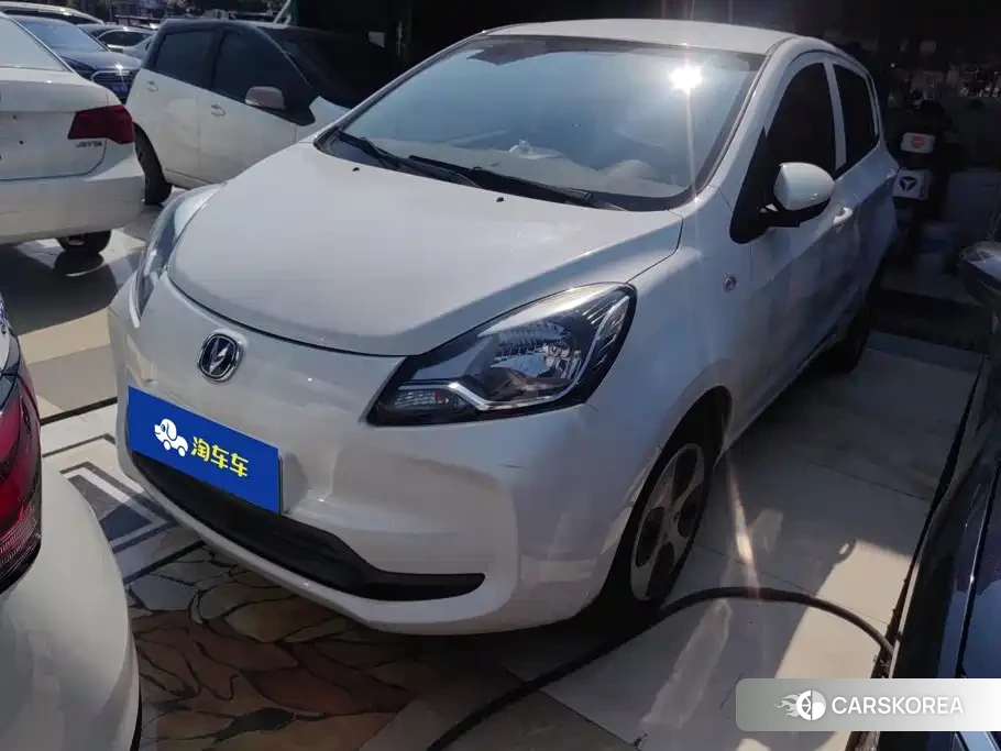 Chang'an Benben E-Star 2021 Белый из Китая, фото 2