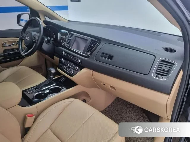Kia The New Carnival 2019 Черный из Кореи, фото 2