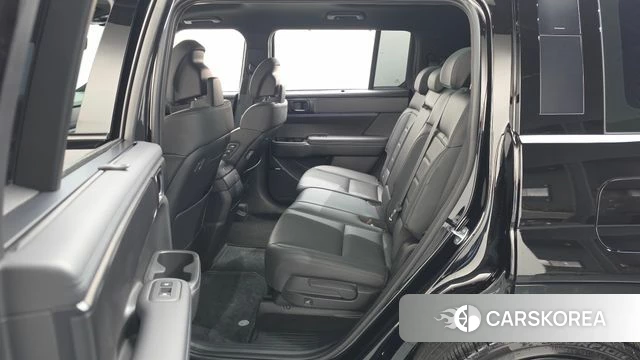 Hyundai Santa Fe (MX5) 2024 Черный из Кореи, фото 2