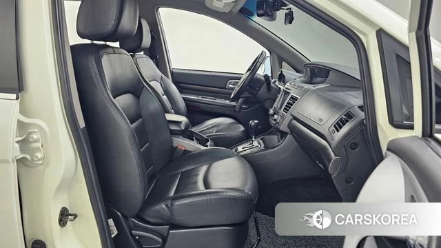 Ssangyong Korando Turismo 2019 Белый из Кореи, фото 2