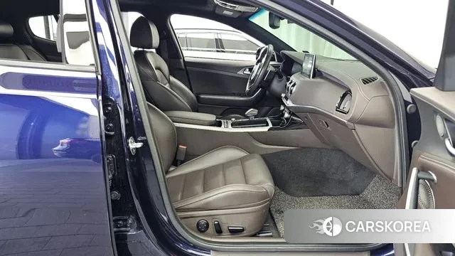 Kia Stinger 2018 Синий из Кореи, фото 2