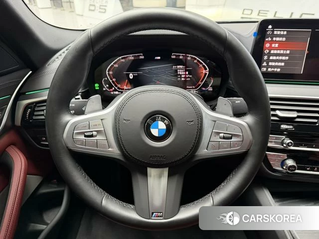 BMW 5 series 2023 Черный из Китая, фото 2
