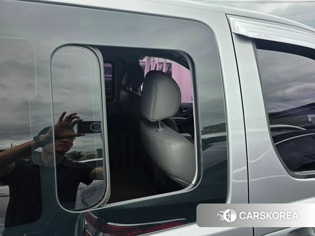 Hyundai The New Grand Starex 2020 Серебристо-серый из Кореи, фото 2