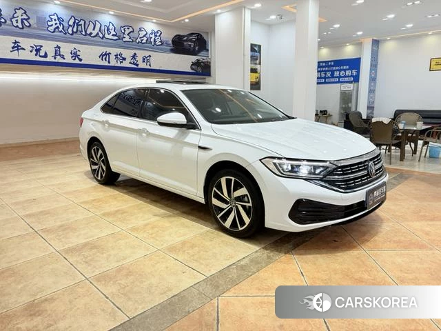 Volkswagen Sagitar 2024 Белый из Китая, фото 2