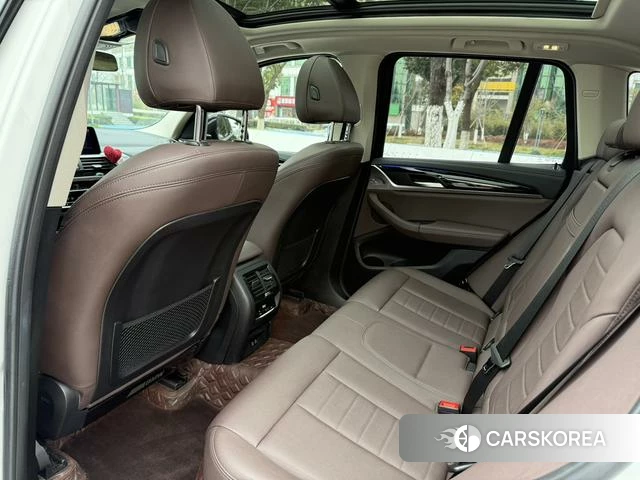 BMW X3 2021 Белый из Китая, фото 2