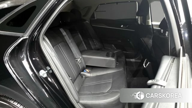 Kia K5 3rd generation 2023 Черный из Кореи, фото 2