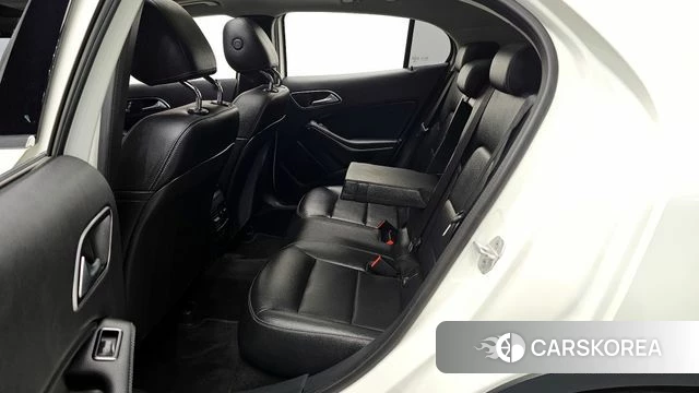 Mercedes-Benz GLA-Class X156 2018 Белый из Кореи, фото 2