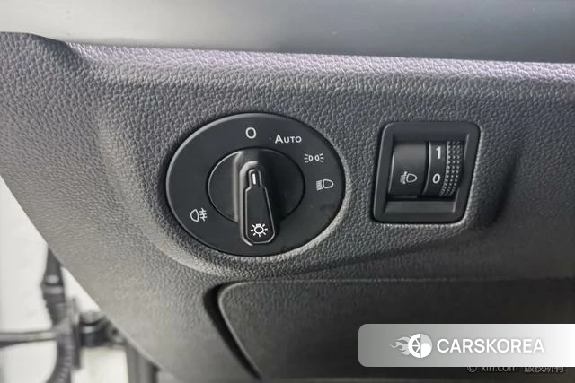Volkswagen Lavida 2024 Белый из Китая, фото 2