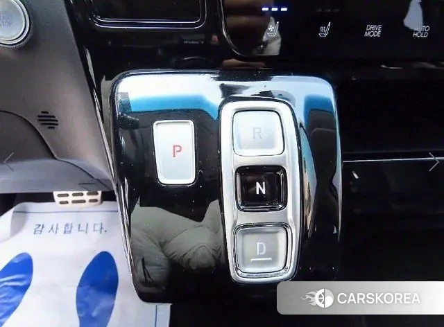 Hyundai Staria 2023 Белый из Кореи, фото 2