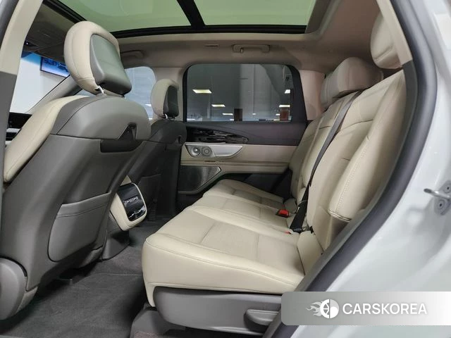 Lincoln Nautilus 2nd Generation 2023 Белый из Кореи, фото 2