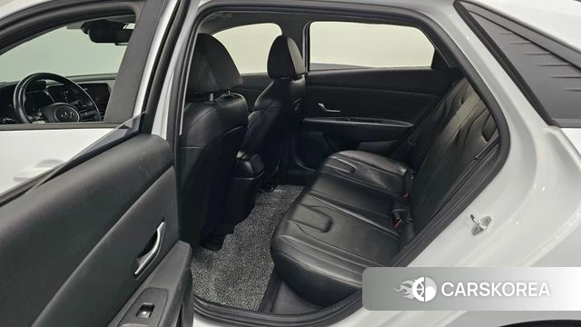 Hyundai Avante (CN7) 2021 Белый из Кореи, фото 2