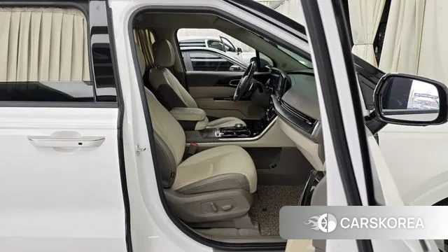 Kia Carnival 4th generation 2021 Белый из Кореи, фото 2