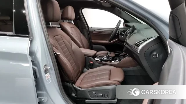 BMW X4 (G02) 2024 Серый из Кореи, фото 2