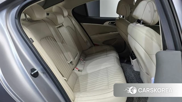 Genesis The New G70 2021 Серебристо-серый из Кореи, фото 2